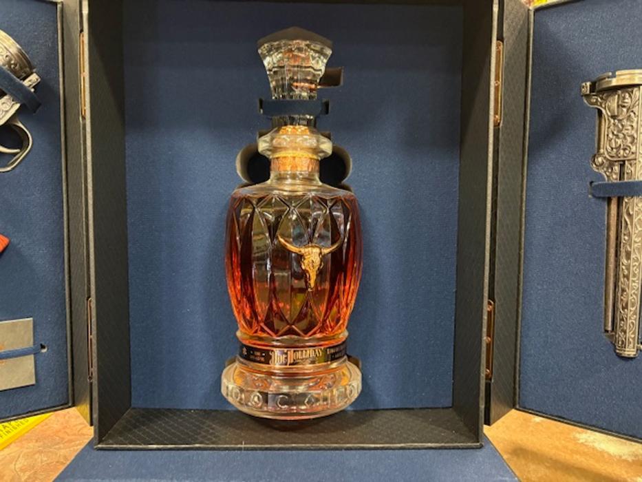 Brown's Bottle Shop Image