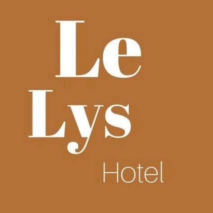 Le Lys Hotel café, bar, brasserie