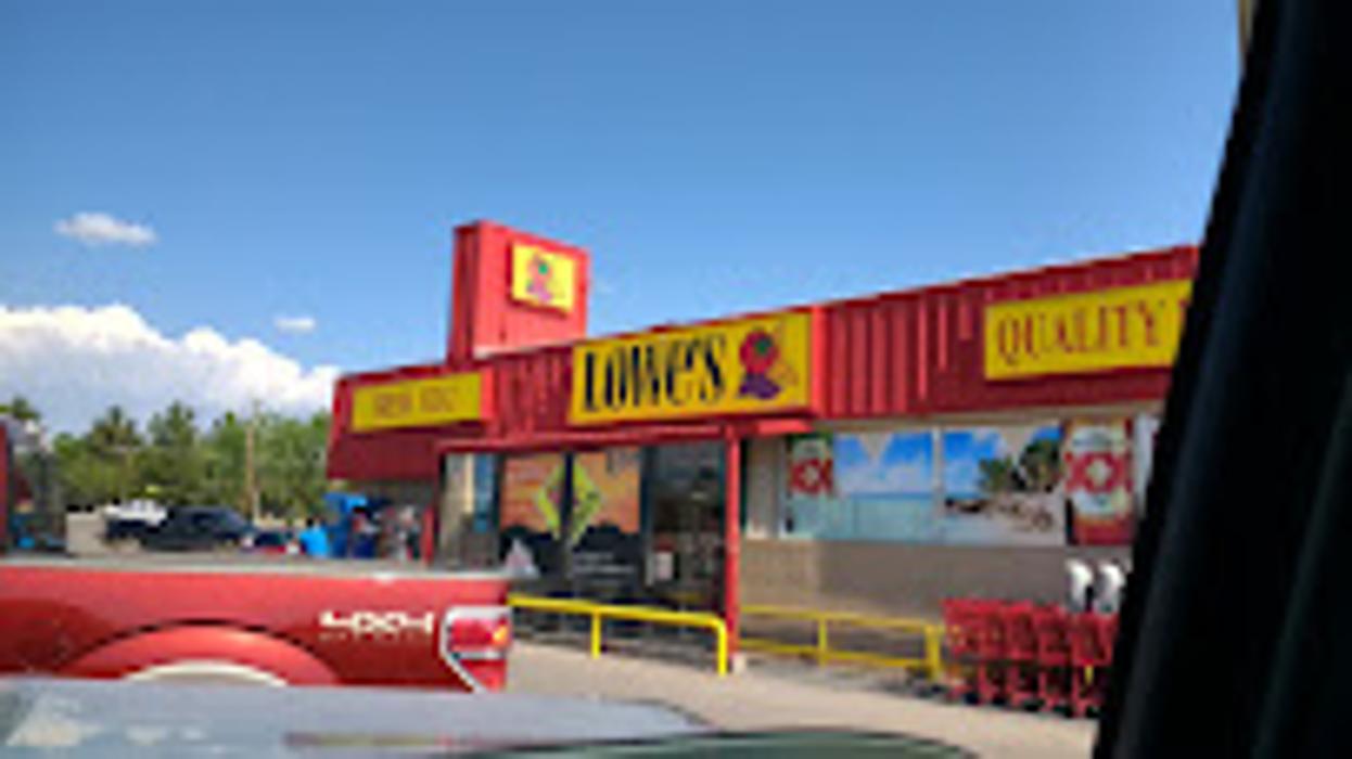 Lowe's Market