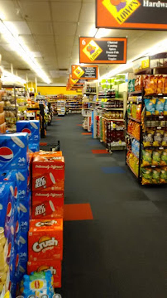 Lowe's Market - Dimmitt, TX