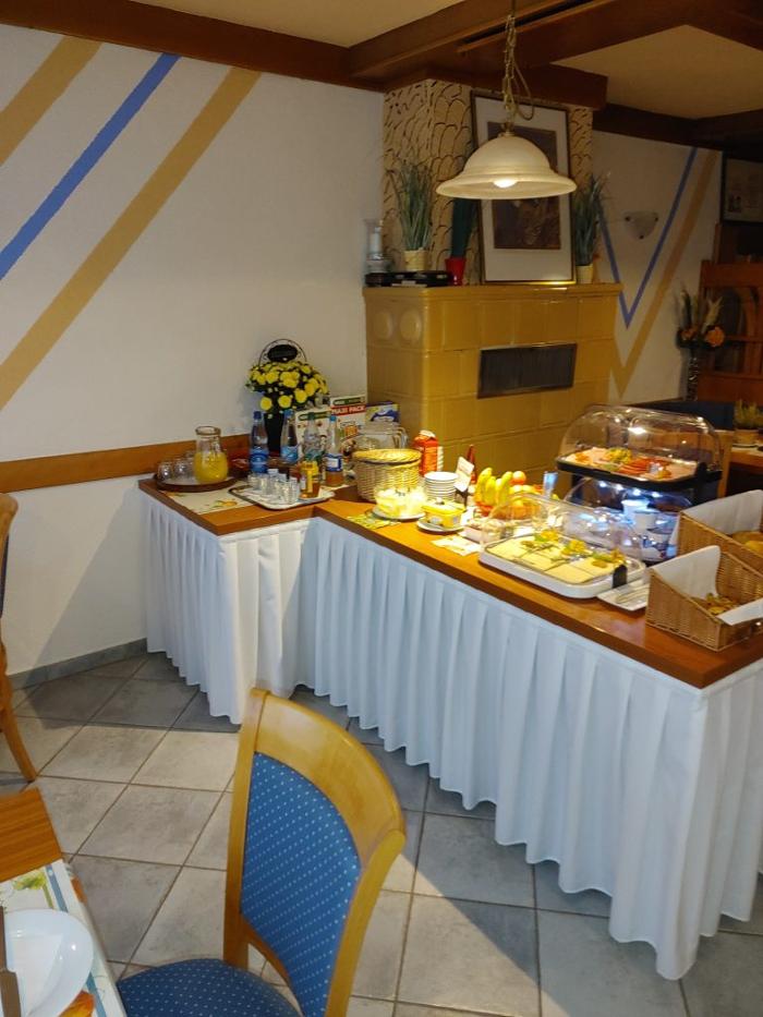 Hessisches Haus Hotel Garni, Hauptstraße in Roßdorf