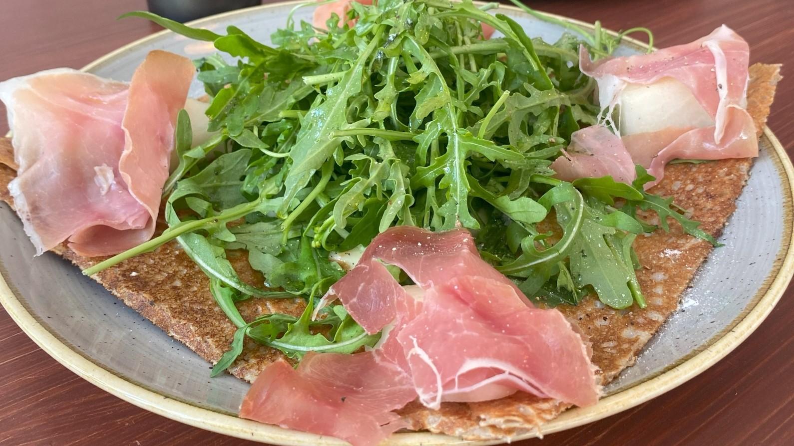 Cados Cafe & Creperie, Oberhalb d. Gerberbruches in Rostock