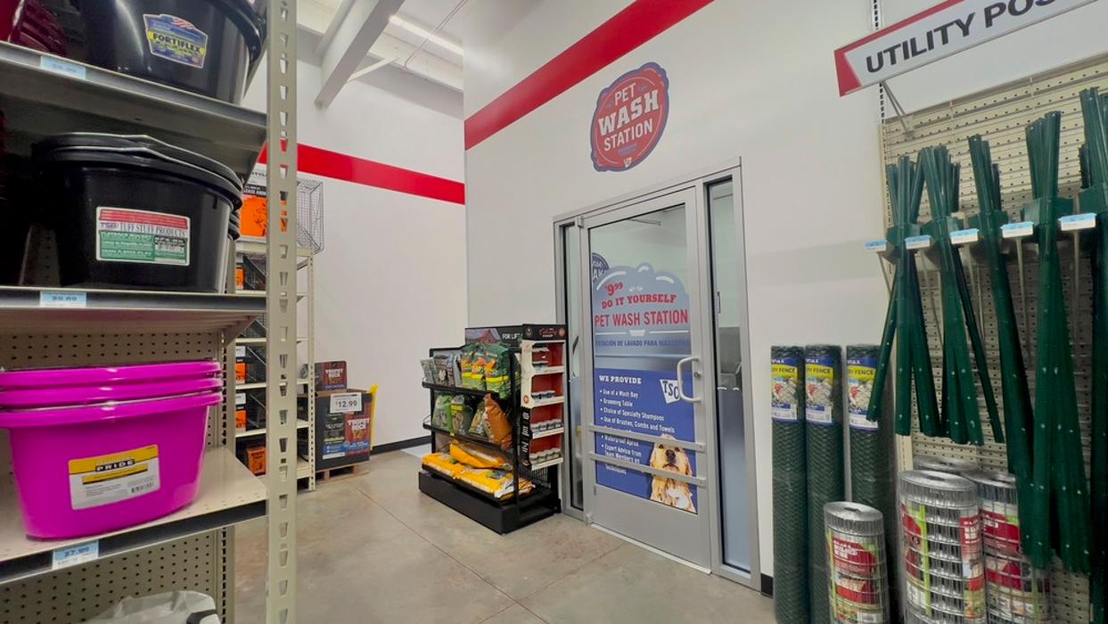 Tractor Supply Co. Image