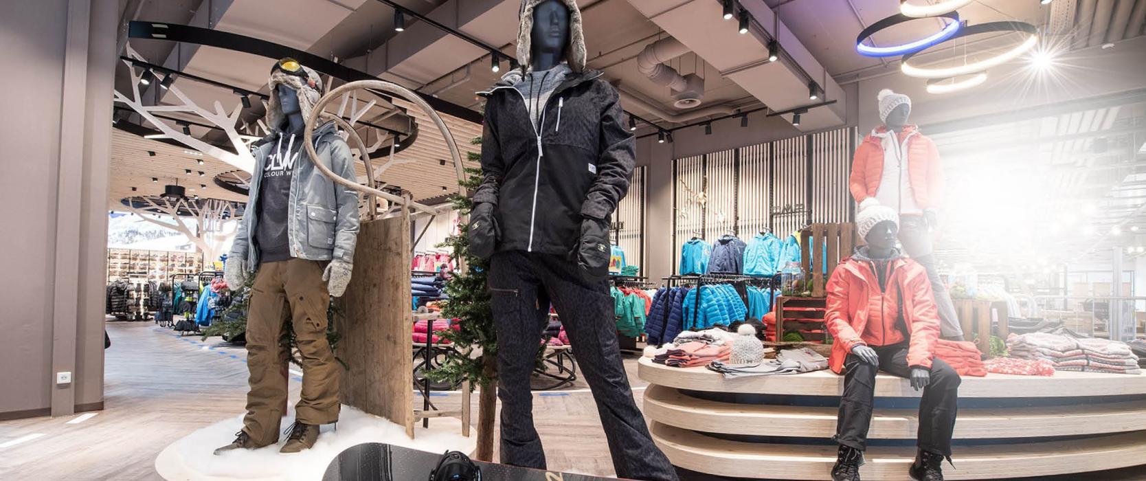 INTERSPORT Tscherne SCS Vösendorf, Blaue Lagune in Vösendorf