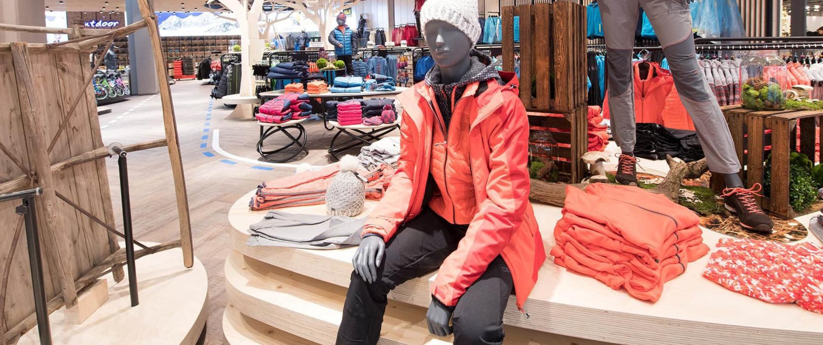 INTERSPORT Tscherne SCS Vösendorf, Blaue Lagune in Vösendorf