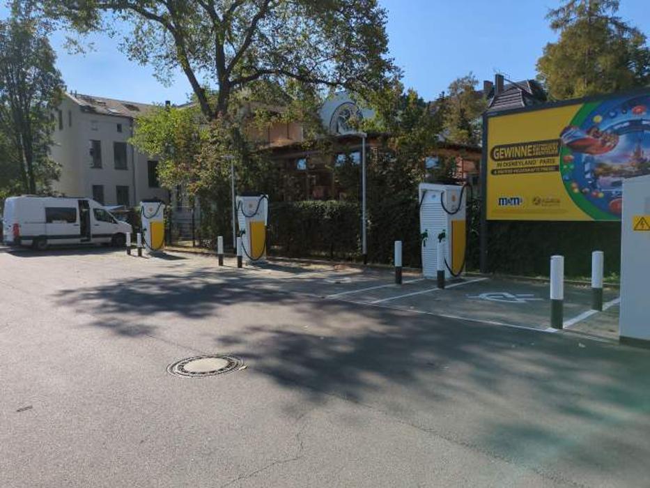 Shell Recharge Charging Station, Wollankstraße in Berlin