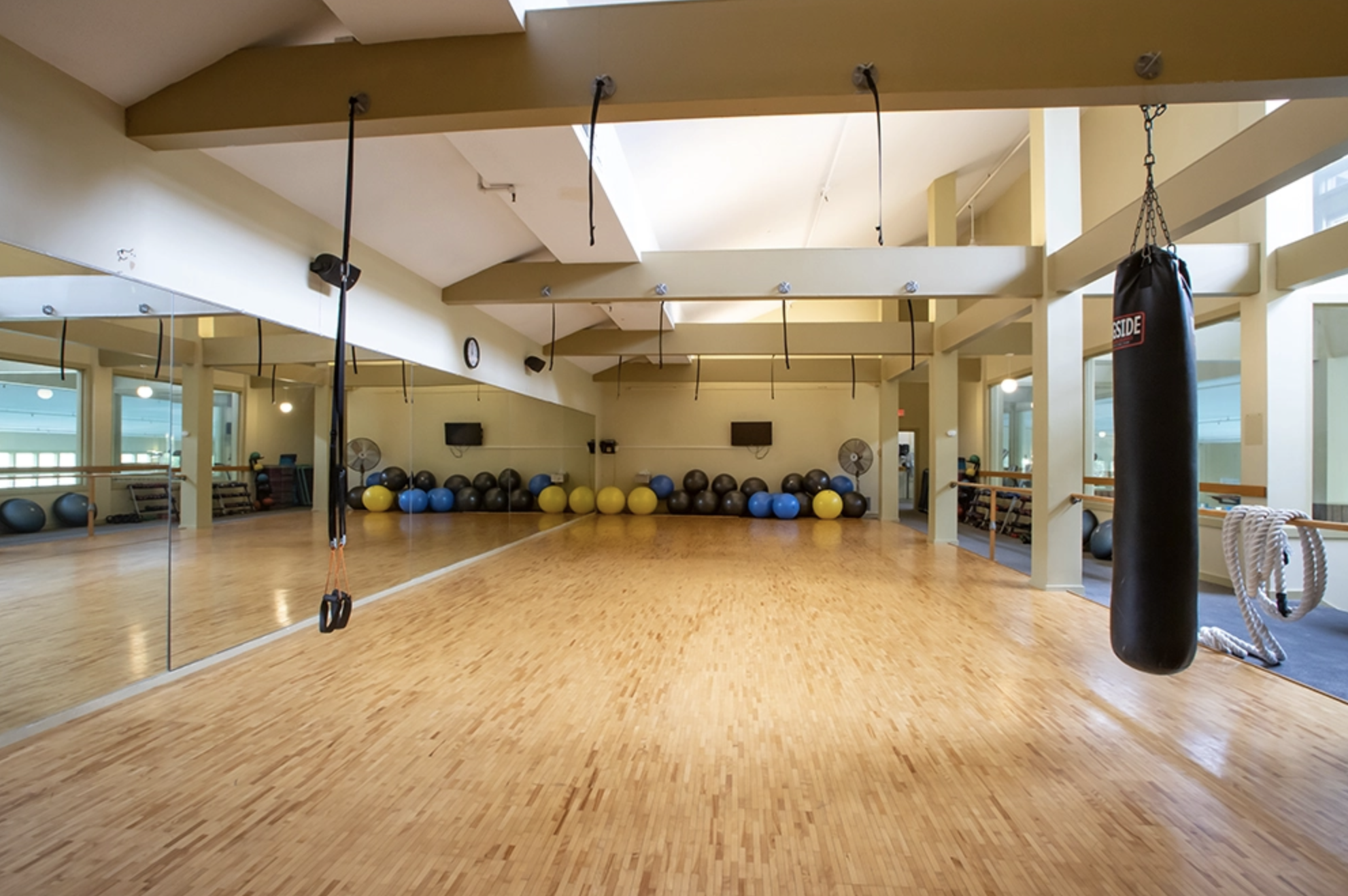 Image 2 | Pico Fitness Center