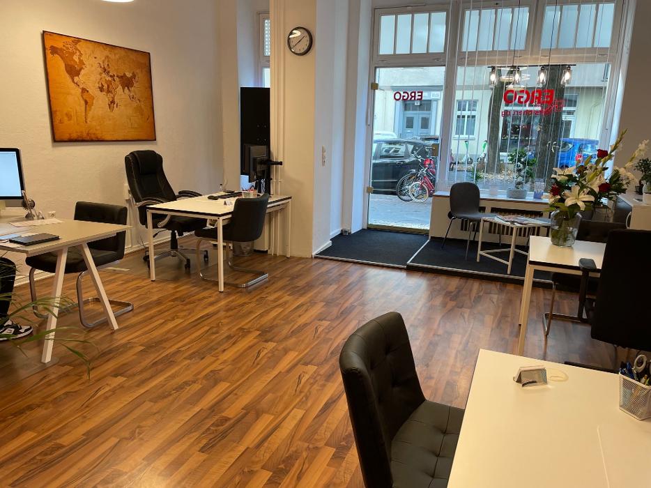 ERGO Versicherung Onur Olcay, Naumannstraße in Berlin