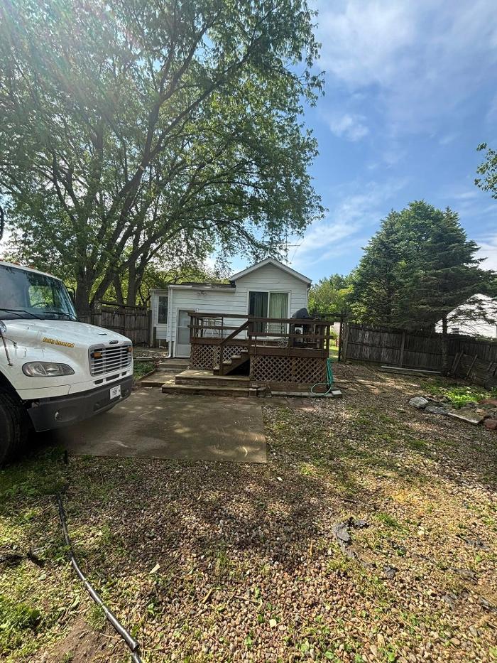 Plue's Tree Service Image