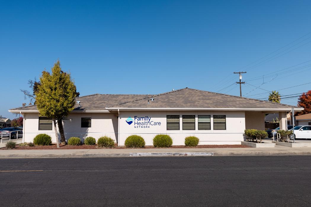 Family HealthCare Network - Dinuba, CA