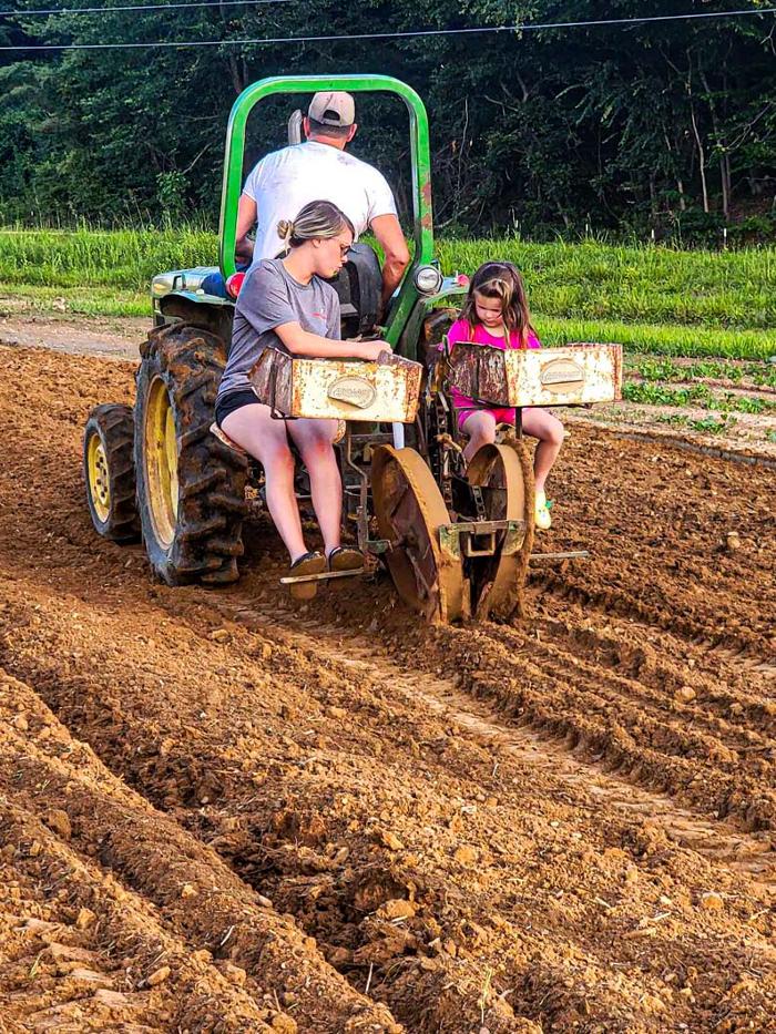 Lead Creek Farm - Hawesville, KY