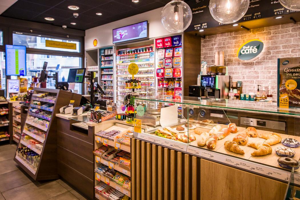 Shell Recharge Charging Station, Moerser Straße in Duisburg