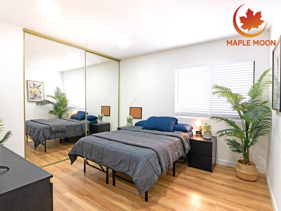 Maple Moon LLC - Winnetka, CA