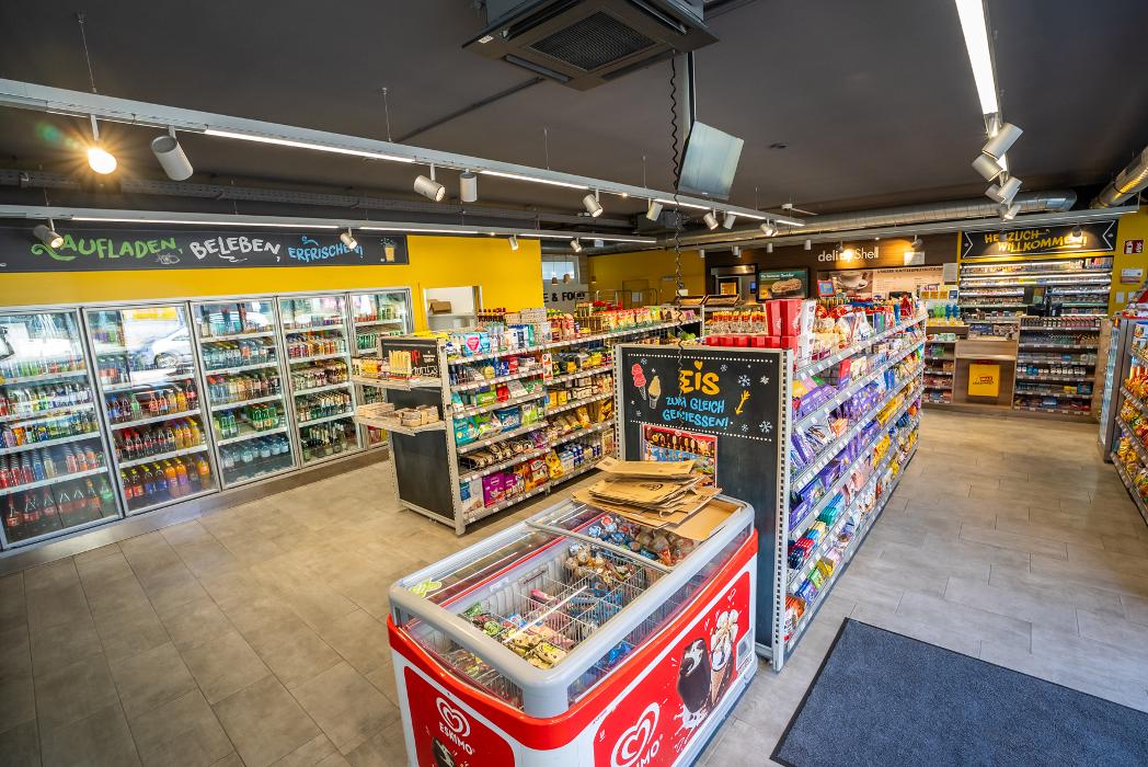 Shell Recharge Charging Station, Seestadtstraße in Wien