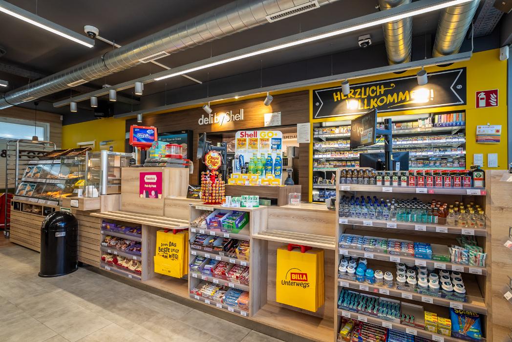 Shell Recharge Charging Station, Seestadtstraße in Wien