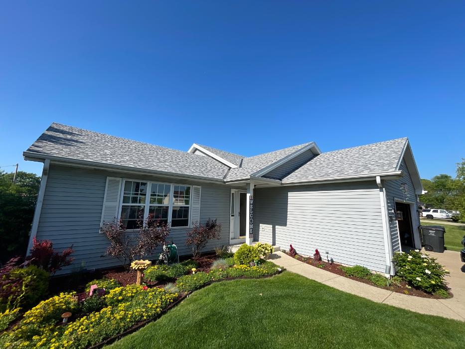 Milwaukee Roofing Image