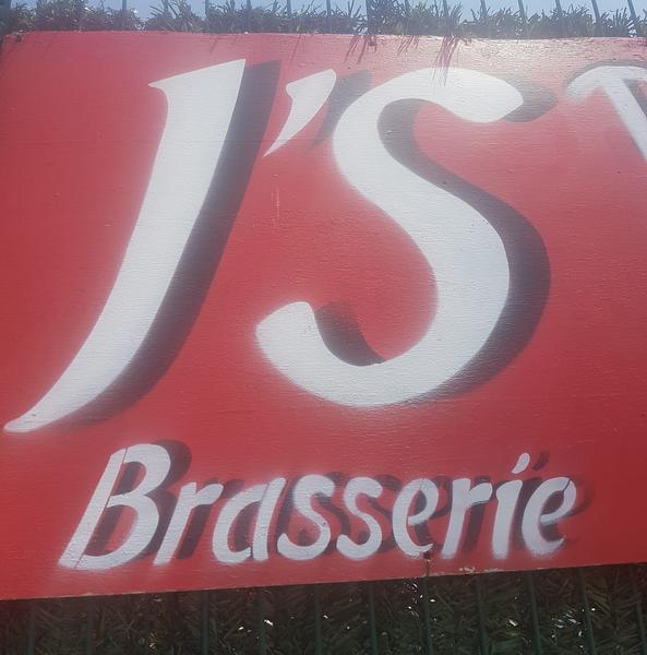 Le J'S Brasserie