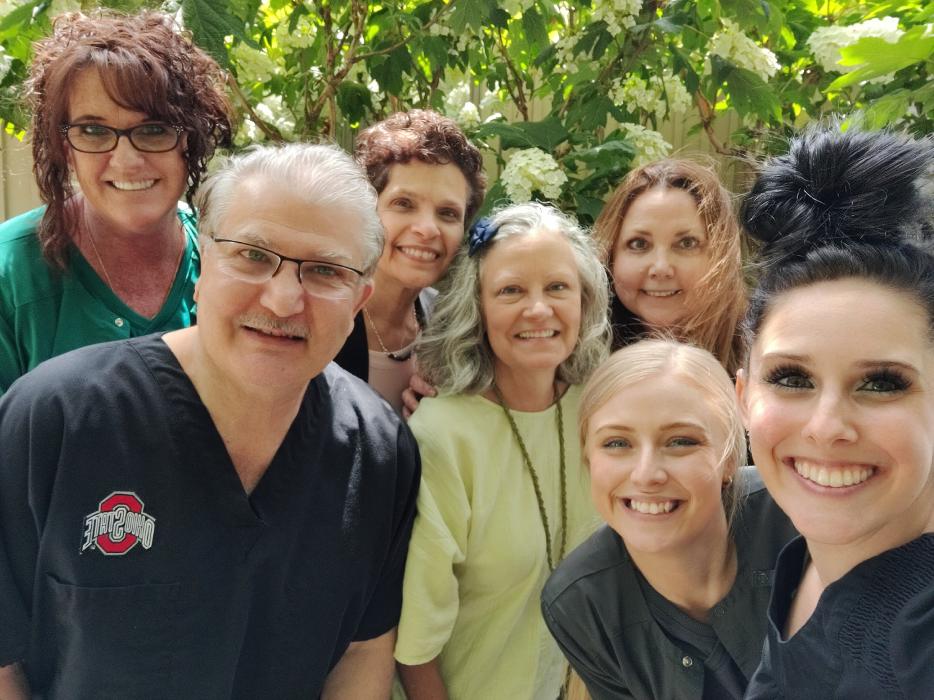 Dr. Fred Alger Periodontics &amp; Dental Implants Logo