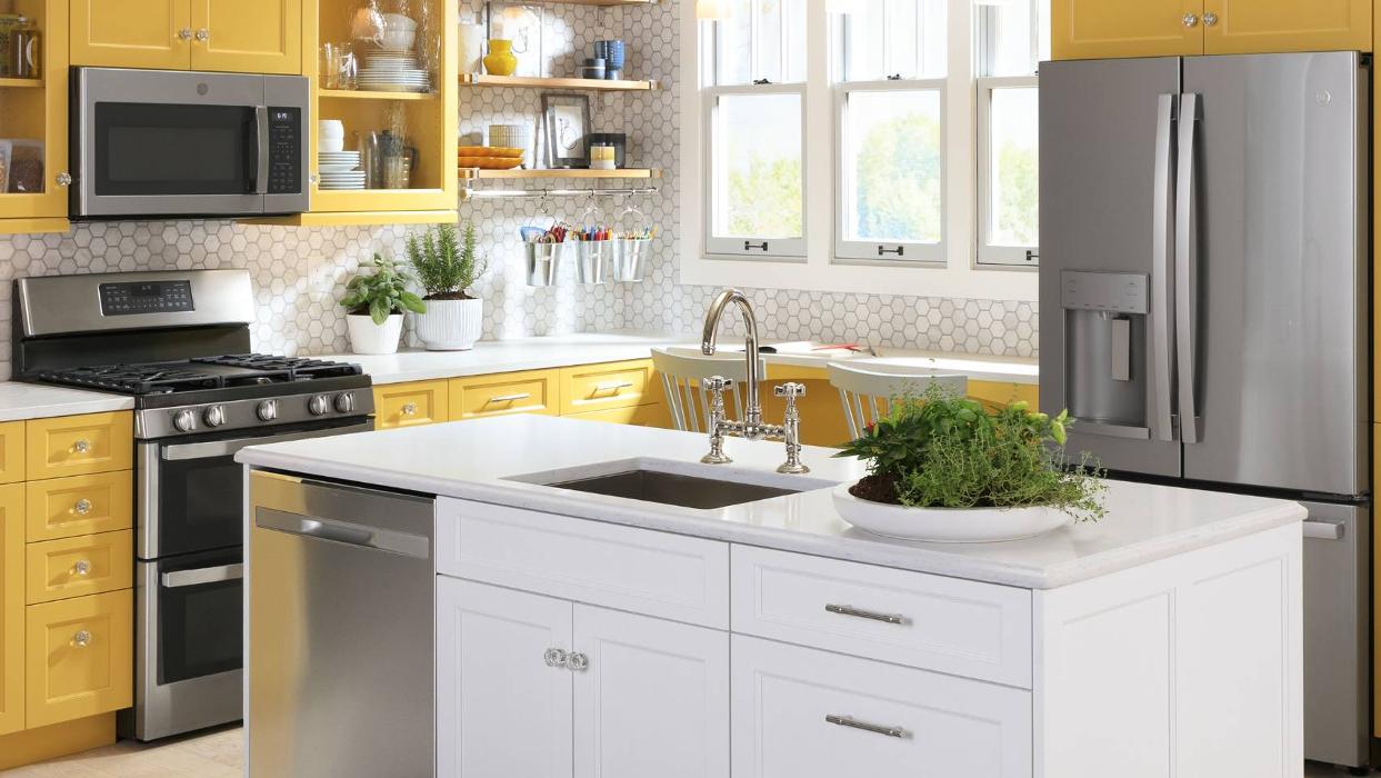 LFD Home Furnishings - Eagle Pass, TX