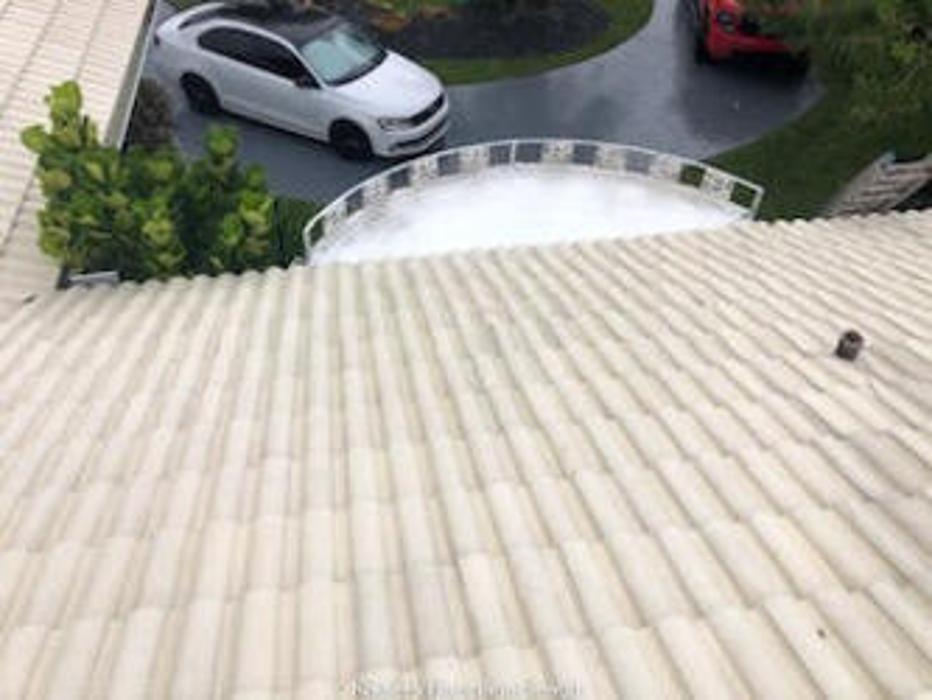 Gomez Roofing and Solar Image