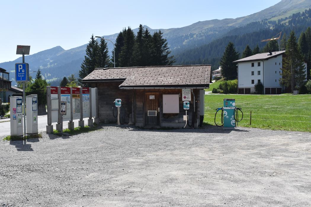 Shell Recharge Charging Station, Voa Acletta in Vaz