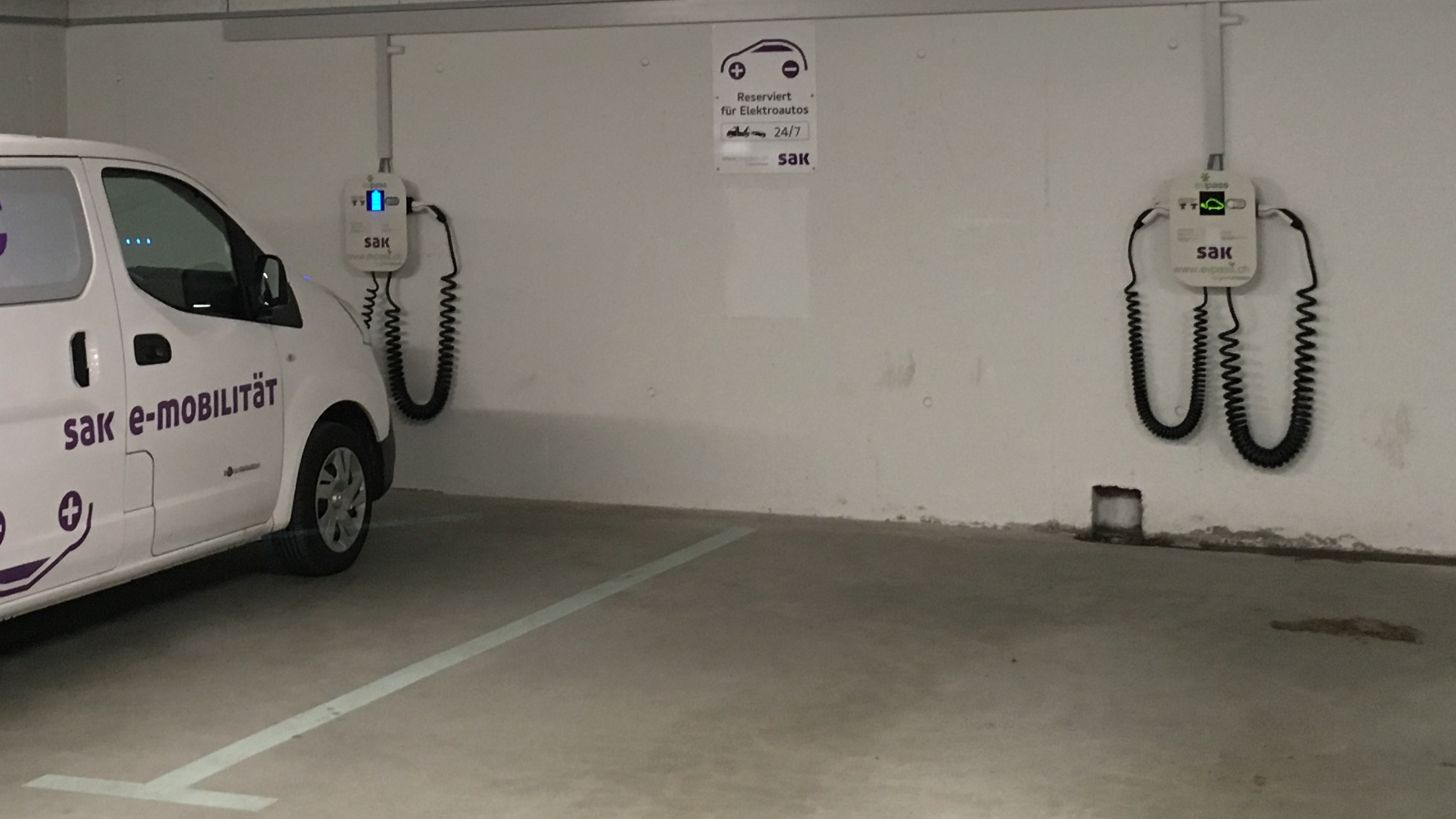 Shell Recharge Charging Station, Promenade in Davos