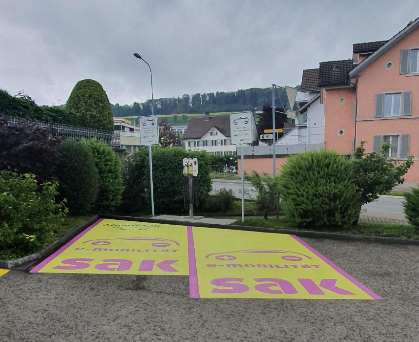 Shell Recharge Charging Station, Rütistrasse in Eschenbach