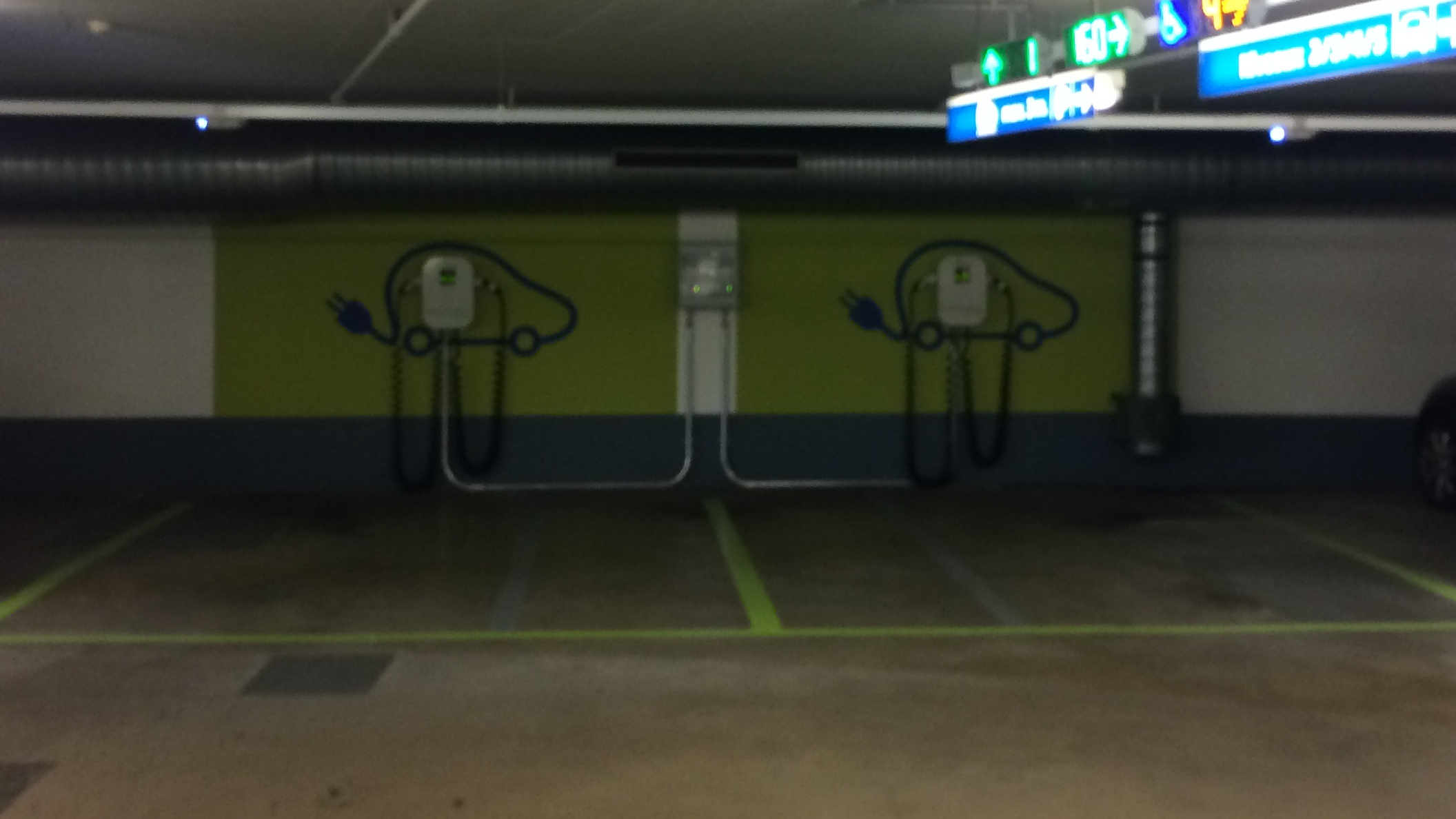 Shell Recharge Charging Station, Rue des Fossés in Morges