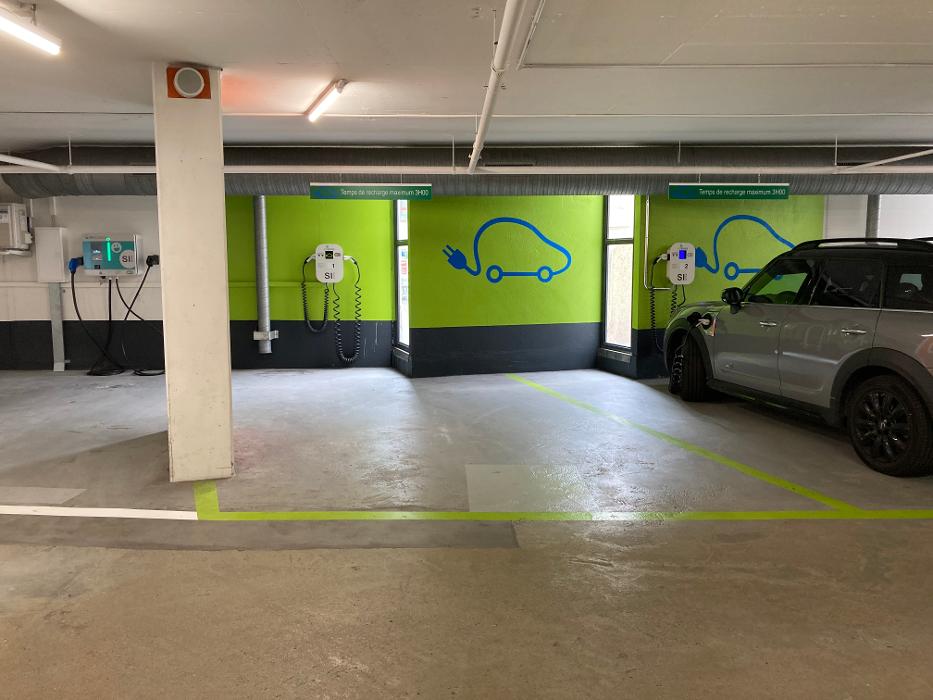 Shell Recharge Charging Station, Rue de Rive in Nyon