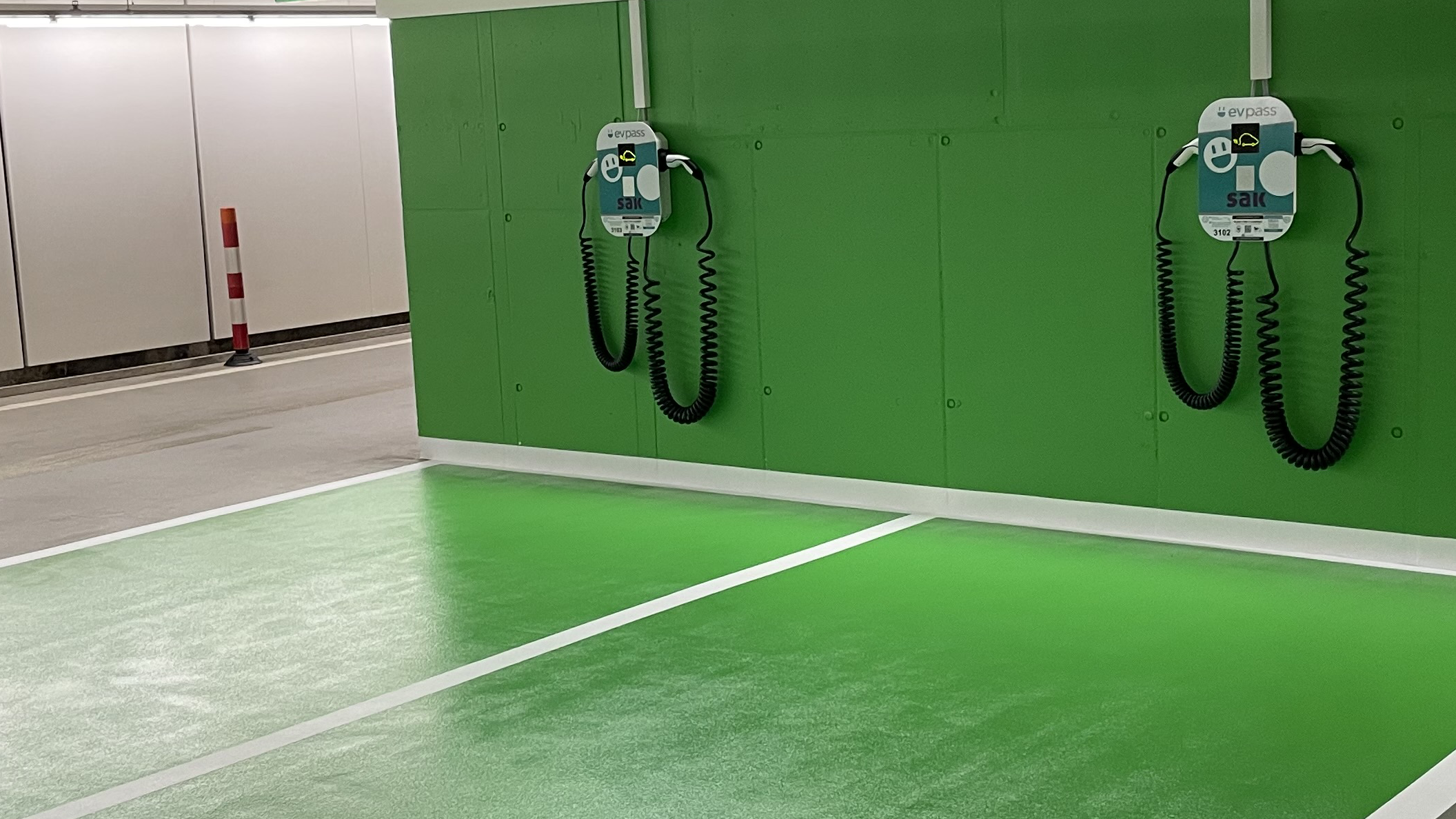 Shell Recharge Charging Station, Beethovenstrasse in Zürich