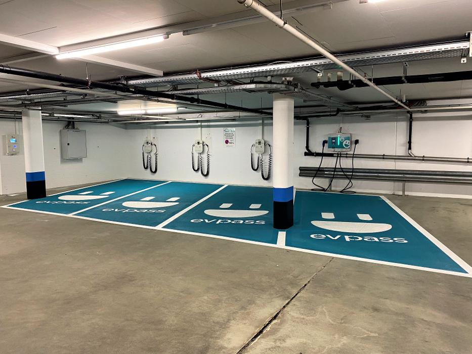 Shell Recharge Charging Station, Wässeristrasse in Hinwil