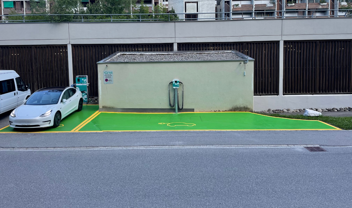 Shell Recharge Charging Station, Dieschen sot in Lenzerheide