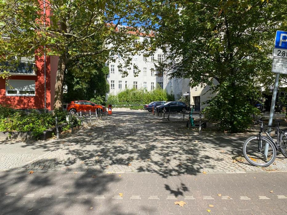 ampido Parkplatz, Nachodstraße in Berlin