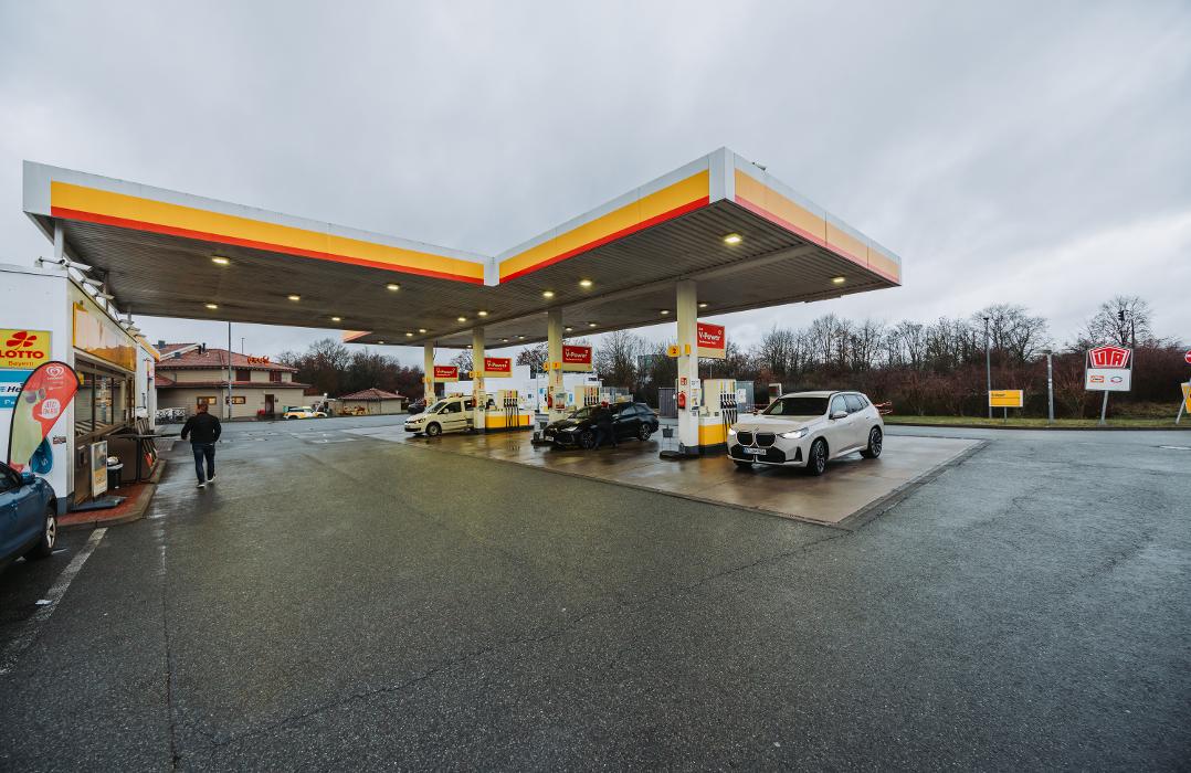 Shell Recharge Charging Station, Christian-Ritter-von-Langheinrich-Straße in Bayreuth