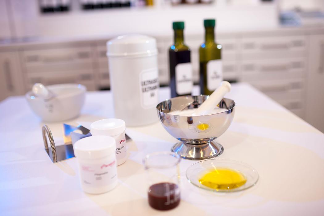 Sonnberg-Apotheke, Kitzbüheler Straße in Kirchberg in Tirol