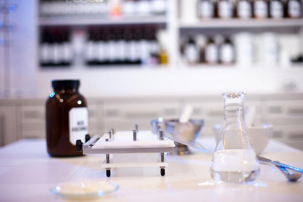 Sonnberg-Apotheke, Kitzbüheler Straße in Kirchberg in Tirol