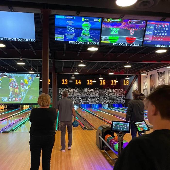 Lodi Bowling Lounge & Bar - Lodi, CA