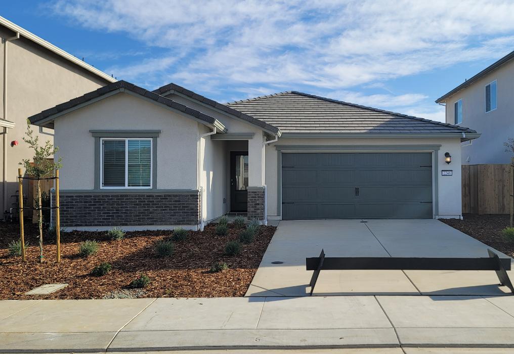 LGI Homes - Mattos Ranch Logo