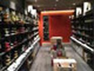 La Cave De Louise entrepôt et magasin général