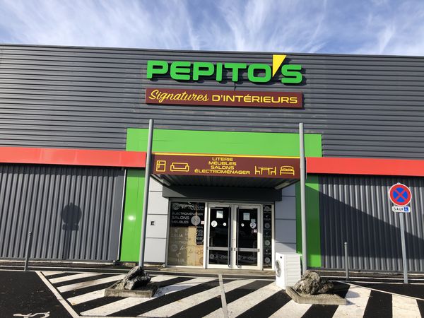 Pepito's Bigorre Distribution électroménager (détail)