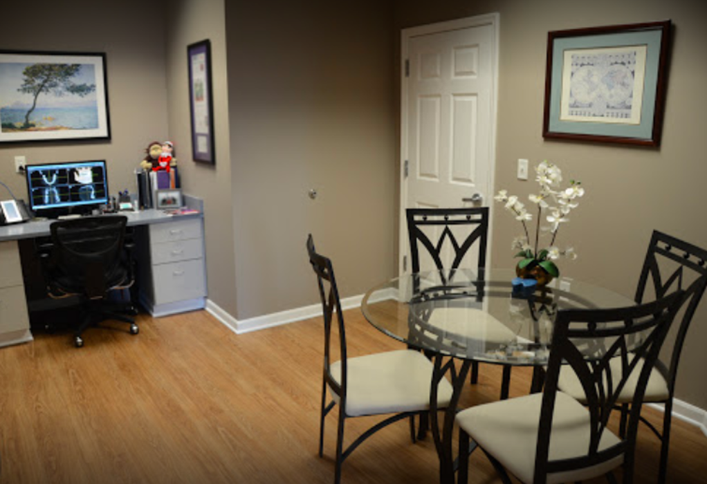 Bloomington Family Dental Image