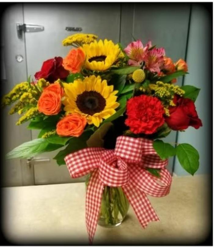 Flowers N' More Logo