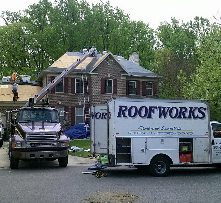 ROOFWORKS Logo