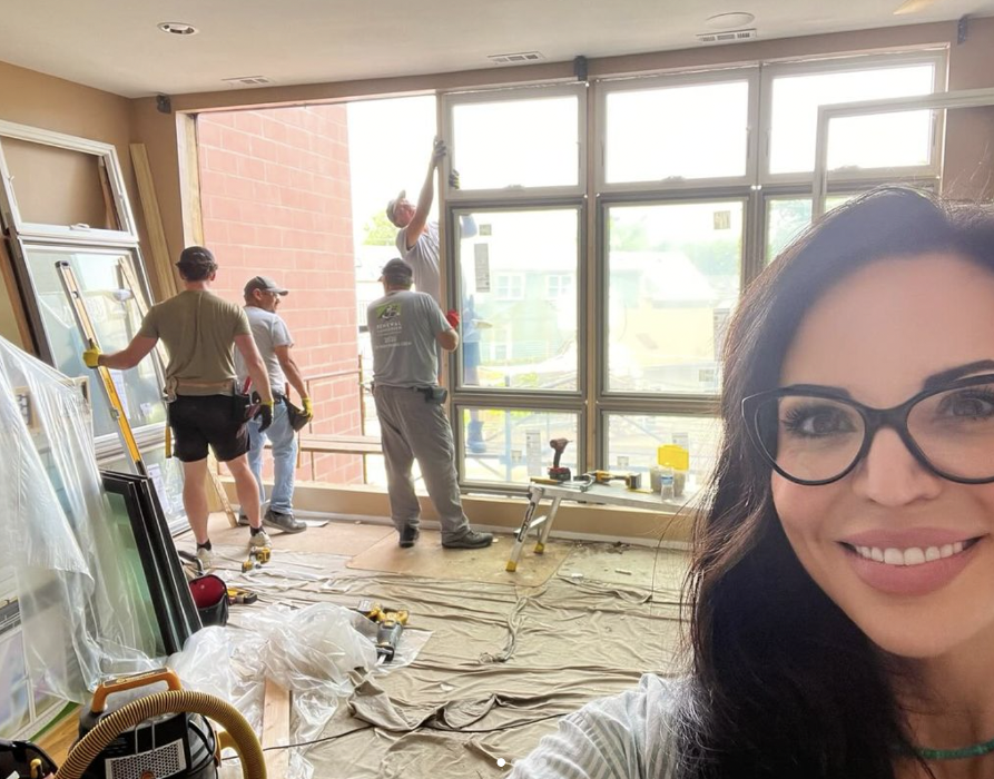 Sales - Renewal by Andersen by Renee - Window & Door Replacement | Installation | Design Consultation - Vernon Hills, IL