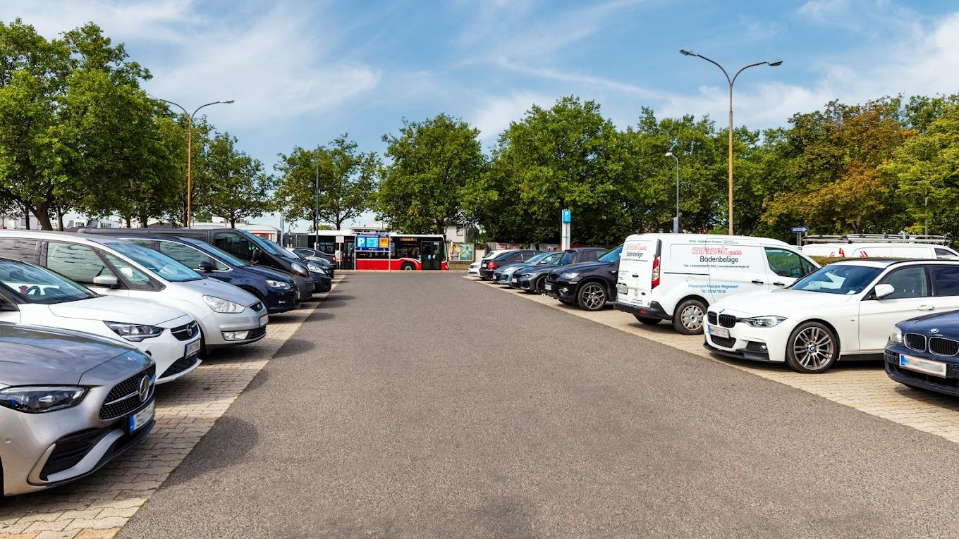 WIPARK Parkplatz Schrödingerplatz, Donaustadtstraße in Wien