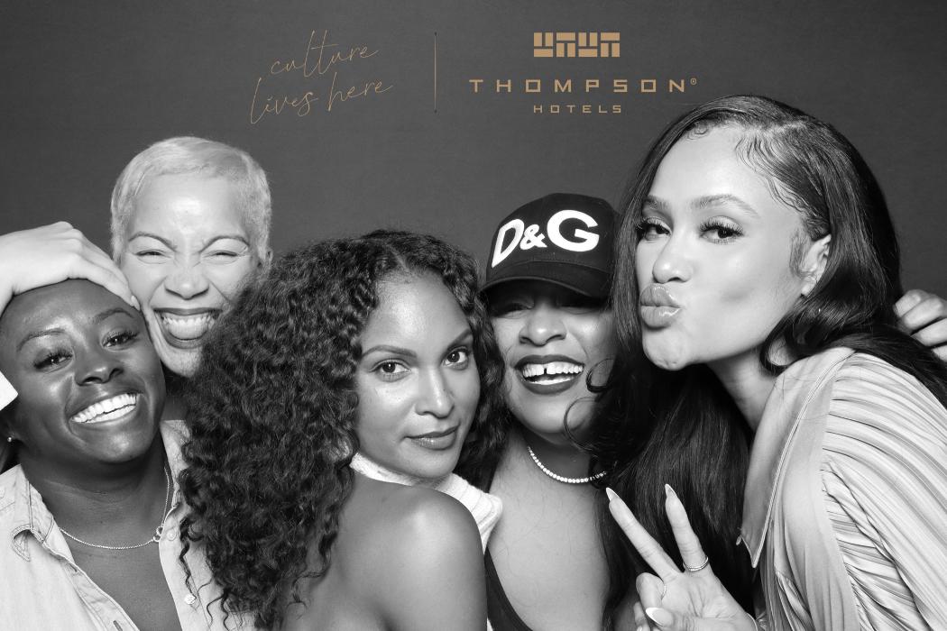 Luxebooth.com Photo Booth Rental Houston - Houston, TX