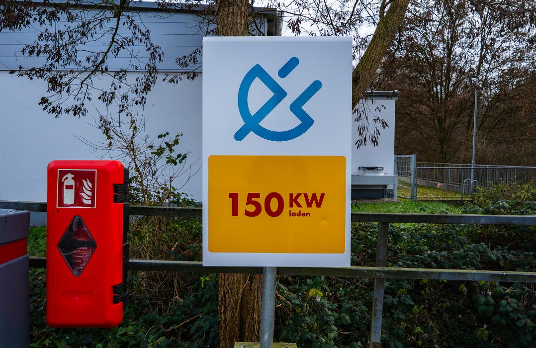 Shell Recharge Charging Station, Provinzialstraße in Saarbrücken