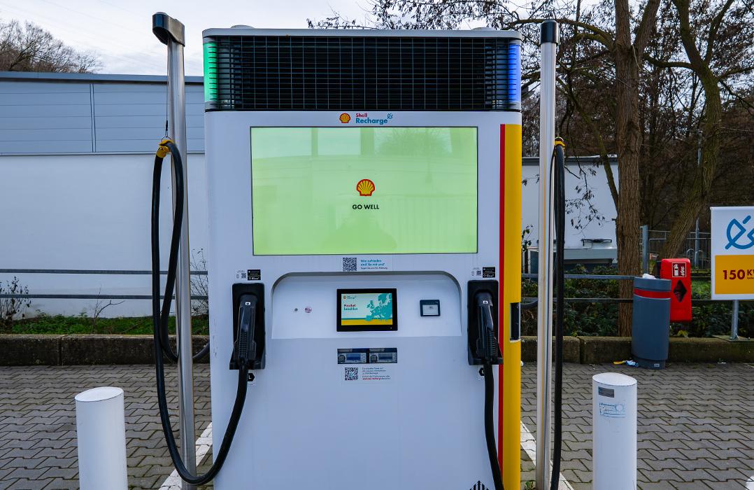 Shell Recharge Charging Station, Provinzialstraße in Saarbrücken