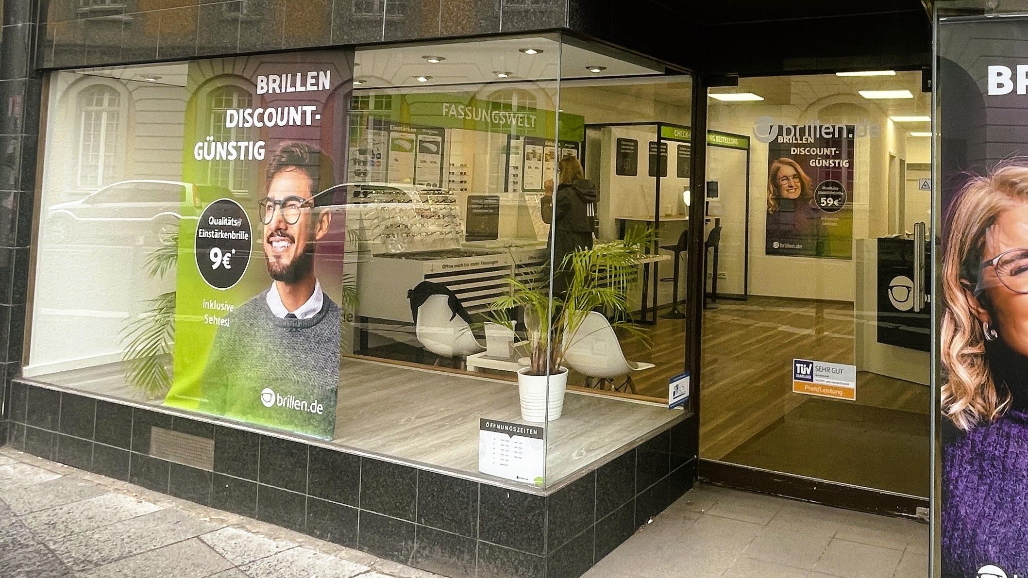 brillen.de, Am Hof in Bonn