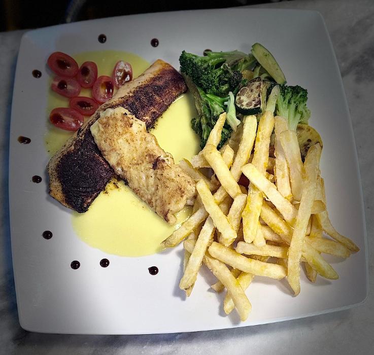 Yellow Brix Restaurant Image